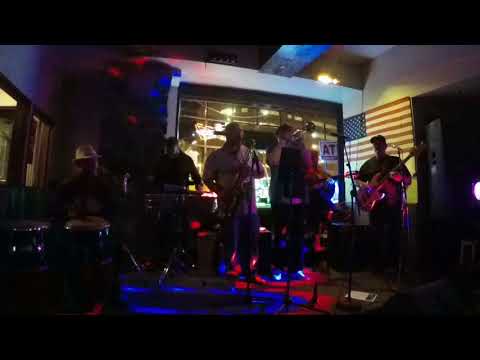 El Cuarto de Tula - Joe Demarco Guitar Solo..
