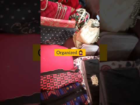 Disorganized Vs Organized 💁‍♀️. #organizing #pursehaul #shorts #taniaruku #viral #ytshorts #fashion
