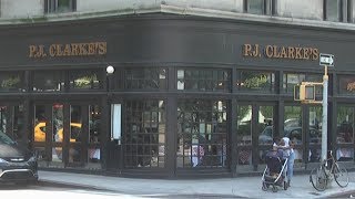 PJ Clarke's Restaurant, Across from Lincoln Center For The Performing Arts, New York