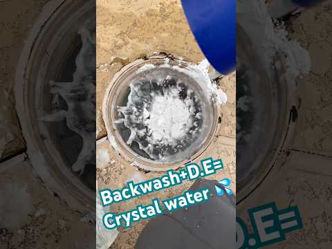 I just cleaned its guts 😷💦 now look! #poolcleaning #poolmaintenance #poolguy #satisfying #backwash