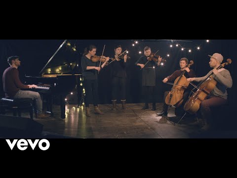 Florian Christl - Close Your Eyes