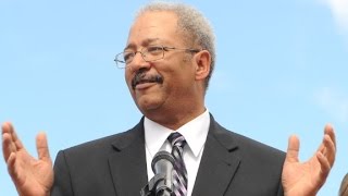 Chaka Fattah indicted on racketeering charges
