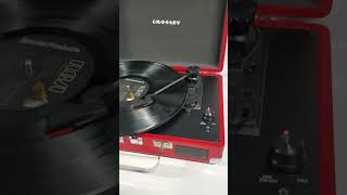 Crosley Portable Record Player - drakeauctions.hibid.com