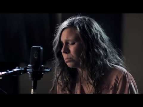"Break My Bones" - Jessie Parker // Brite Session