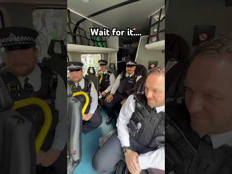 Best thing I’ve seen in London #cute #funny #corgi #police #london #metpolice #viralvideo #news