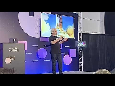 Micha Benoliel Speaking on the Growth Stage at Web Summit 2019