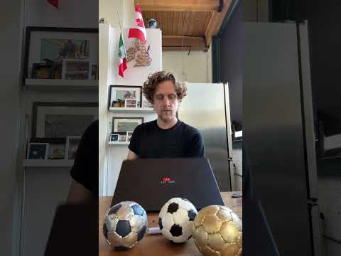 180 wavy triangles create an insane ball!