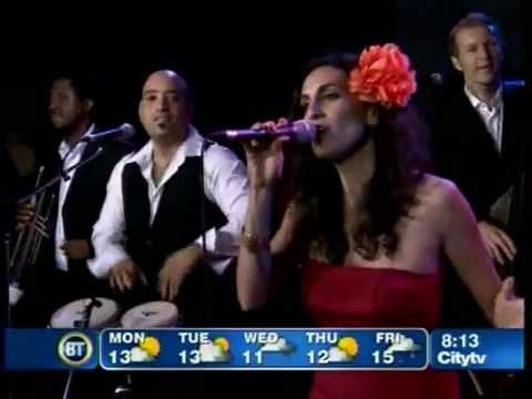 Amanda Martinez  on Breakfast Television "Tomalo"