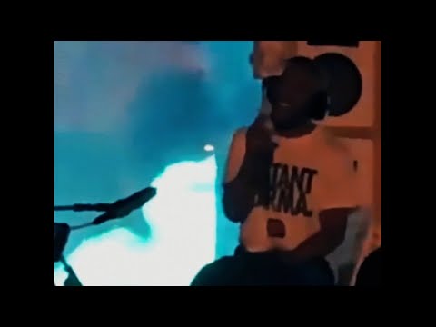 Frank Ocean performs "Wither" at FYF Fest