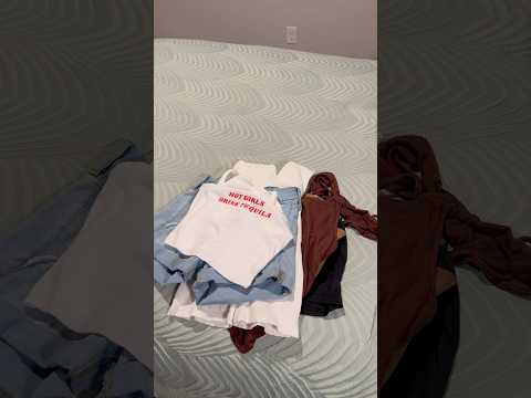 Packing cubes make packing for vacation so easy 🧳 #travel #packwithme #packingtips #ASMR #GRWM