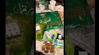 Free Iftar in Makkah & Madinah – A Feast of Blessings! #youtubeshortsvideo #viral
