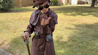 Is This the Coolest Halloween Costume Ever?