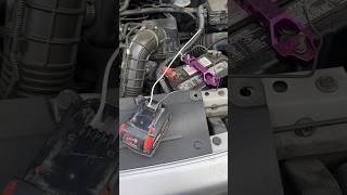 Milwaukee M18 to jump start car! #milwaukee#viral#viralvideo#electrical#automotive#hack#lifehack