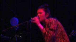 CSS - Meeting Paris Hilton (live) SUMMERCASE '08
