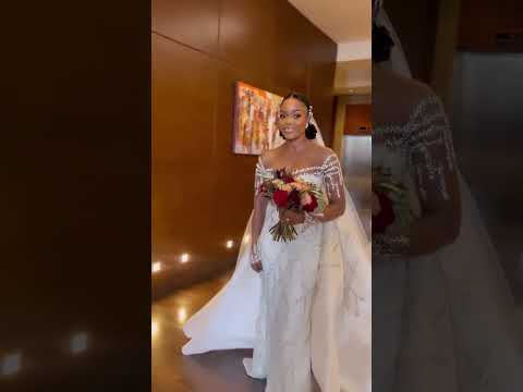 the dress🥵🔥 #bride #beautiful #viral #nigerianweddingvlogs don't forget to subscribe and like🙏❤
