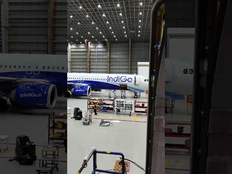 engineer maintenance Indigo flight 320#airplane #aviation #explore #viral #shortvideo #flight