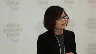 IdeasLabs 2013 - Lai Choo Malone Lee - Developing New Strategies for Resource Optimization