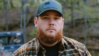 Luke Combs - Built Like My Daddy (Lyric Video)