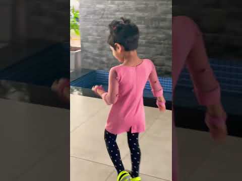 School bus arrived… #danceshorts #youtubeshorts #paru #subscribe #sub #youtube #schoollife #school