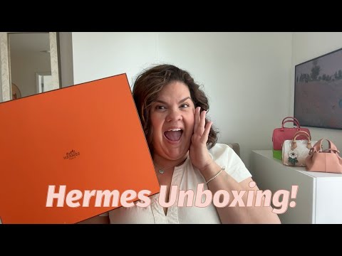 My First Hermes Unboxing!!!  Yes, Hermes!  :-)