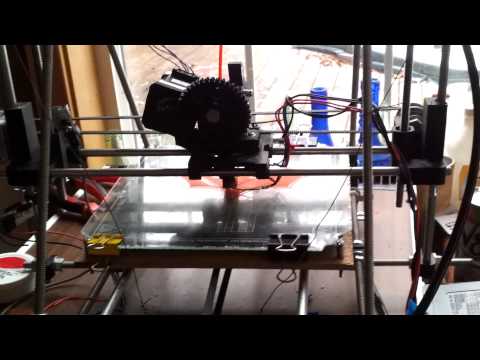 Reprap Mendel I2 printing!