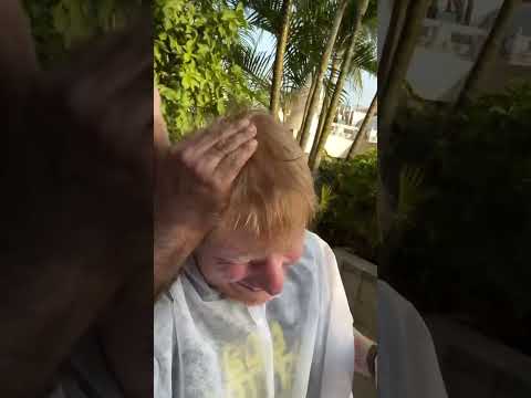 Ed Sheeran Enjoys a Champi Head Massage in Chennai! 🇮🇳💆‍♂️✨