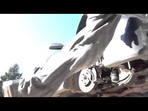 como cambiar  frenos o balatas y rotores de un camry 09