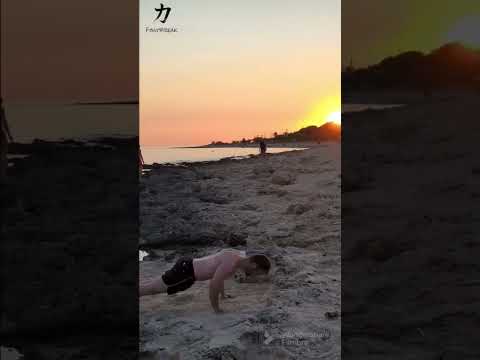 Sunset pushups #pushups #strength #selfimprovement  #gym #summer #mindset  #viral
