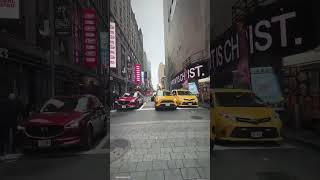 Walking in newyork!😭🇺🇸 TimesSquare #NYC #NewYorkCity #TimesSquareNYC #Broadway #manhattan