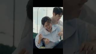 He saves his love 😘😘#kdrama #queenofdivorce #kangkiyoung #leejiah