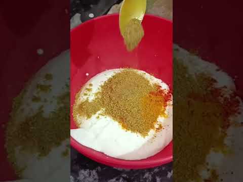 HOW TO MAKE CHICKEN CURRY AT HOME /😁 #foodie #chickenrecipe #viralshorts @TastyTreats-02