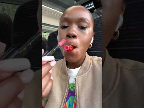 A quick lip combo moment #makeup #fashionblogger  #fashionblog #beauty