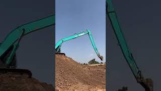 #ExcavatorOperation#HeavyMachinery#ConstructionEquipment#ExcavatorTricks#EarthmovingMachines