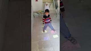 Left 👈 👉 right activities indoor game#learningactivities #learningmethods#school #fun#shorts