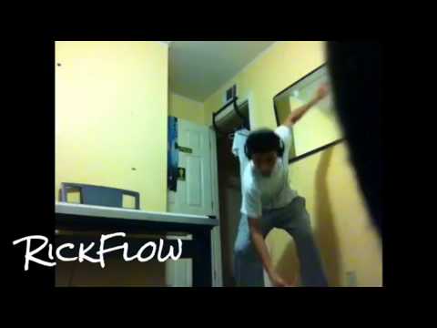 Dubstep Dancing (RickFlow)