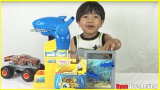 Ryan unboxed Thomas & Friends GOLD THOMAS the tank engine special edition