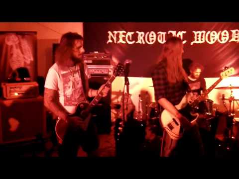 The April Incident - Necrotic Woods, GranDuca und Alligator Rodeo