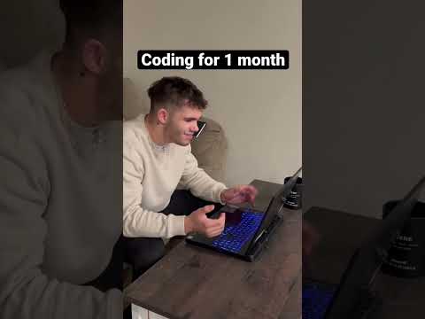 Coding in 1 month & 1 year 😜 #coding #memes #junior #senior #frontend #backend #python #java #html