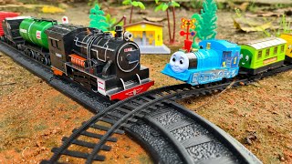 Finding and Assembling Classical Express Train Toys, Thomas & Friends Trains