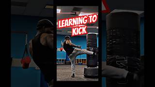 Learning To Kick #kickboxing #trainwithme