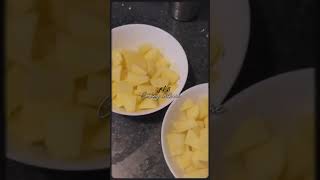 #foodblogger #food #londonfoodblogger #foodshorts #cooking #londonfoodblog #england آلو گوبھی 😋