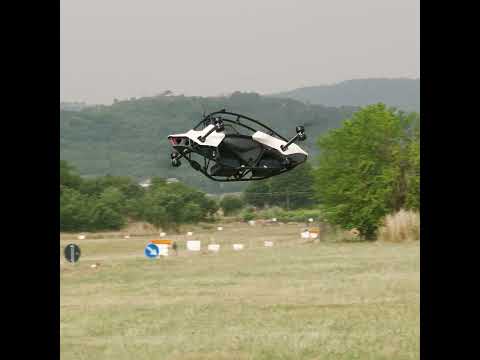 Crazy flight maneuvers with manned eVTOL #Powersports #experience #freestyle #flight