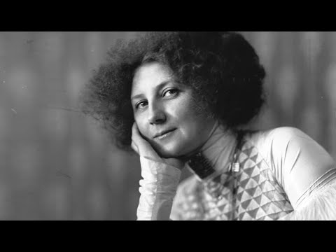 《克林姆的吻》裡的女人，到底是不是她？