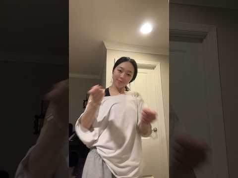 shake it to the max #youtubeshorts #shorts #feed #youtube #tiktok #dancer #viral #korean #05 #dance