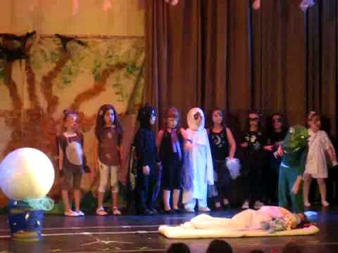 Baile Prescolar B New Model International School 2008