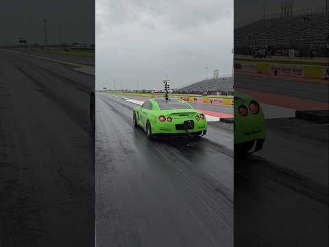 6.89 GTR ON GTR BATTLE!! #gtr #twinturbo #boosted #nissa #skyline #automobile #dragrace #race #r35