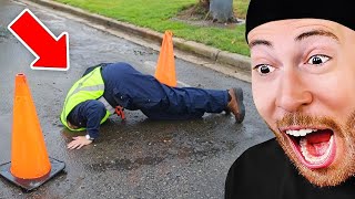 Total IDIOTS at Work... (FUNNY)