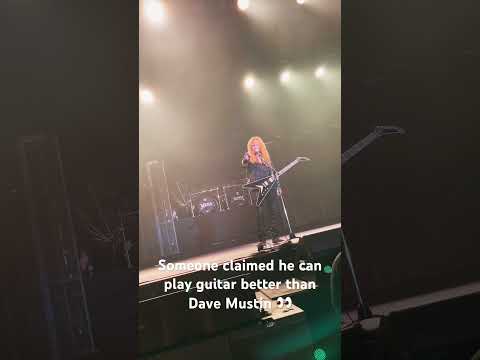 Someone interrupted Dave Mustaine and asked if he can come up on stage and play #megadeth #metal