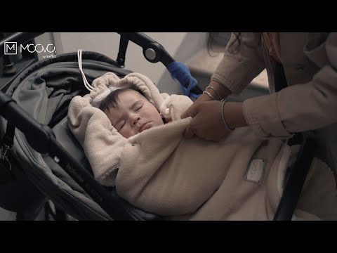 Cuddle, la calda copertina neonato con gambe e cappuccio